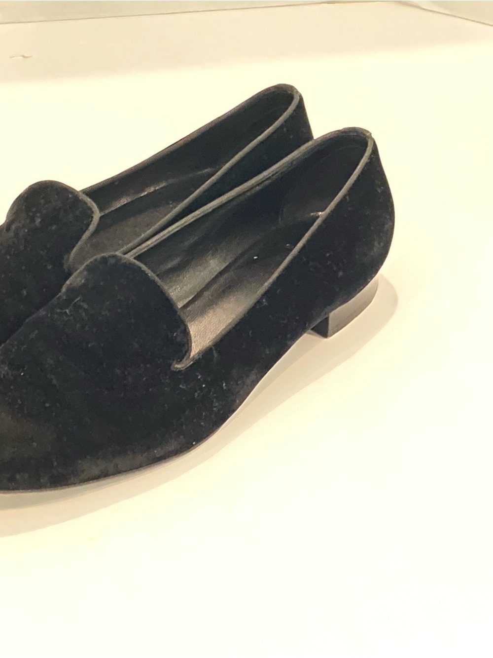 Saint Laurent Black Velvet Round-Toe Ballet Flats - Picture 4 of 5
